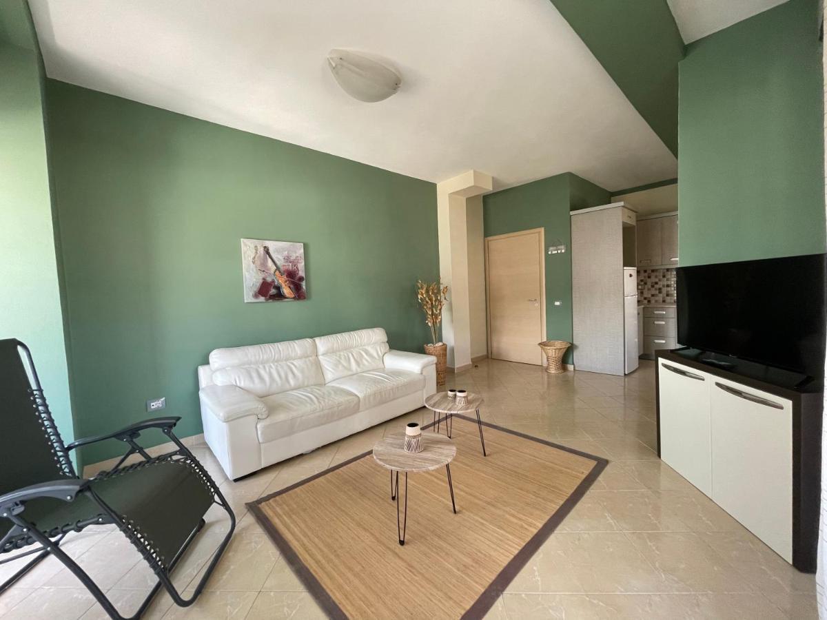 Ola Apartament 2 Sarandë Eksteriør billede